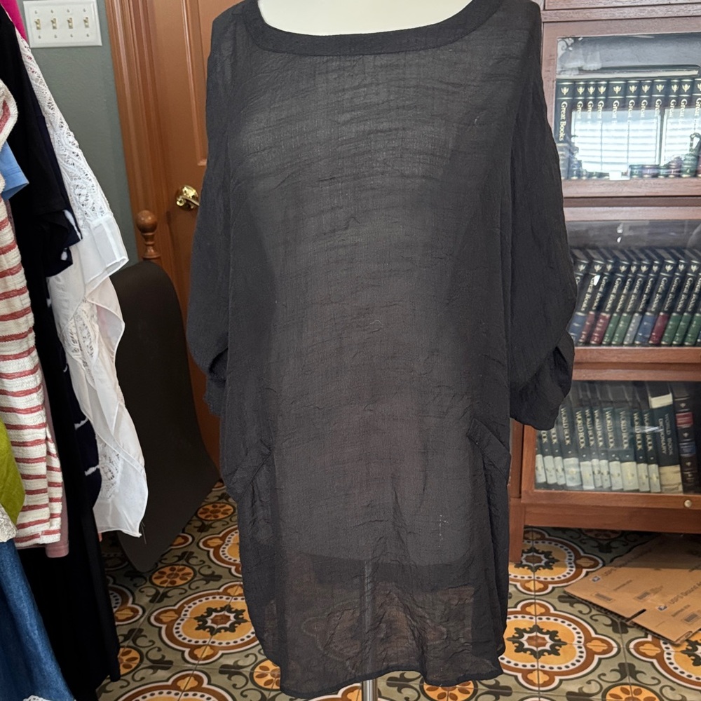 Umgee Black Sheer Tunic Blouse